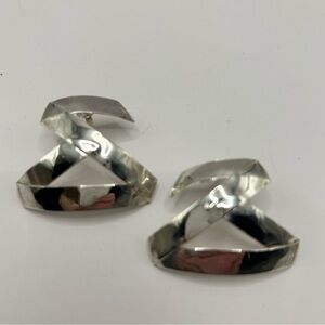 Vintage 1980’s Taxco sterling silver ribbon pierced earrings